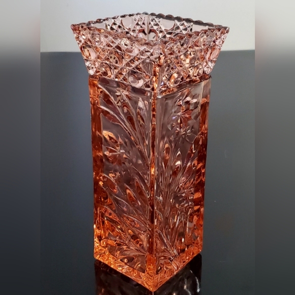 1930s McKee Innovation Pink Floral Pressed Cut Etched 10